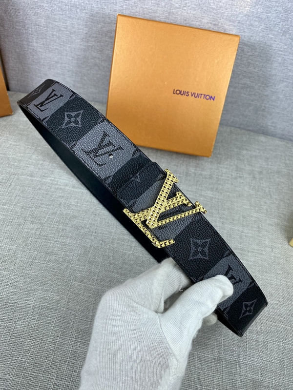 激安ルイヴィトンベルト正面デザイン